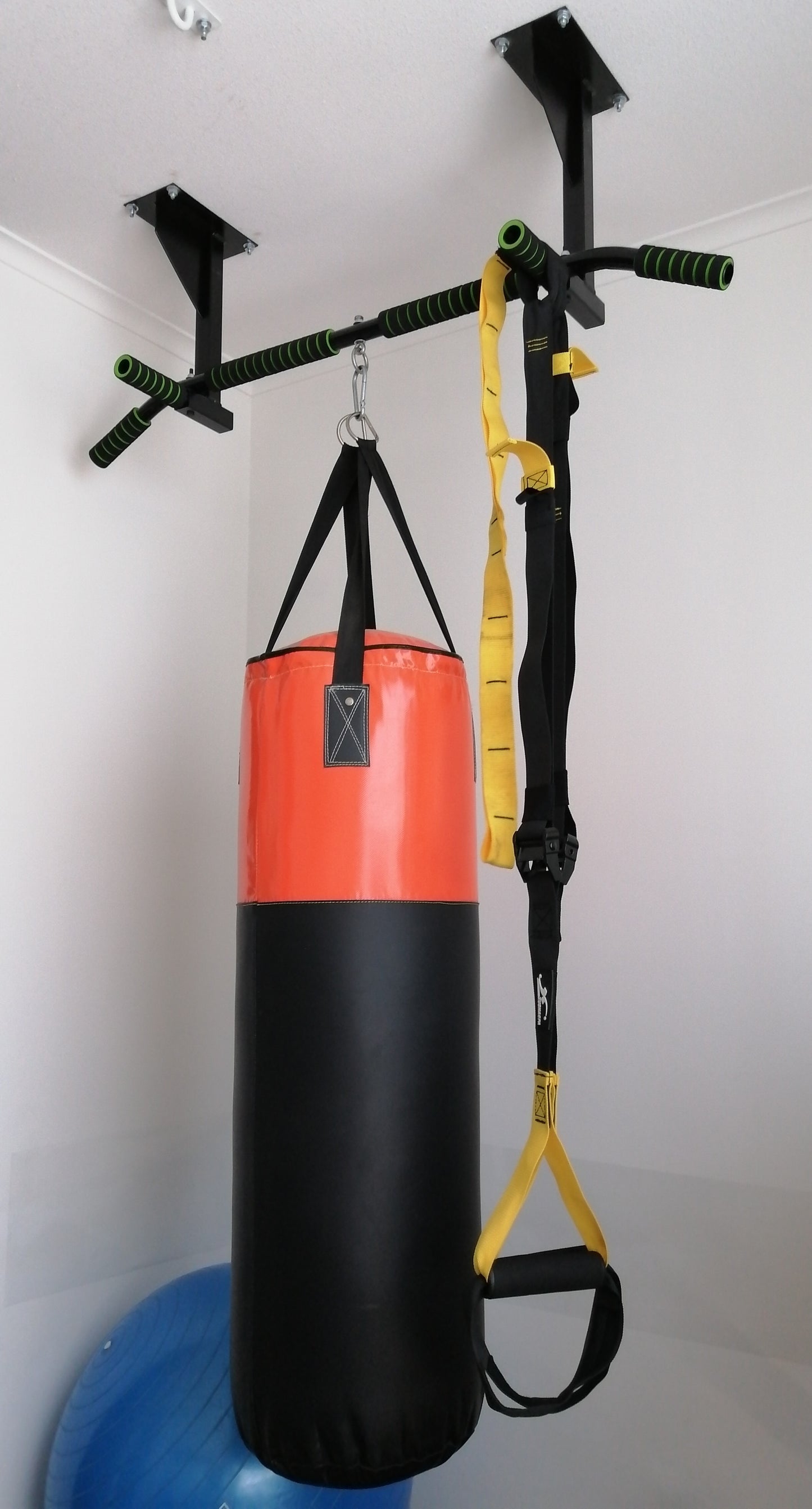 Barra de Dominadas de Techo | Gimnasio en Casa para Dominadas, TRX y Saco de Boxeo